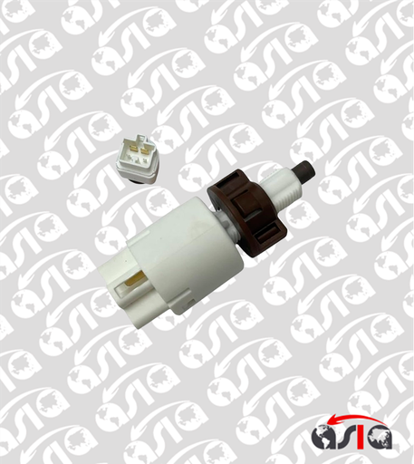 [00011621] INTERRUPTOR LUZ FRENO CAMRY 07/17